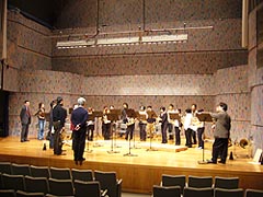 AHEJ�Ɖ��R�z�����N���u�ƂŃA���R�[���̂��߂̃��n�[�T��