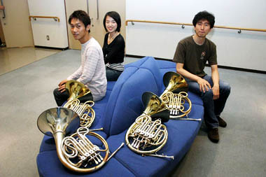 ���[�g���B�q�ǌ��y�c�̃z�����p�[�g