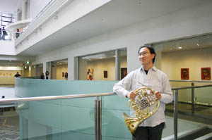 �،��p�y����