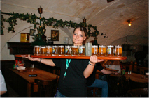 �����̖����i�H�j�A���̖����u1.5���v�B�r�A�W���b�L���P�_�[�X���̂ő����d���͂��B������Ȃ����Ί炪�c�c