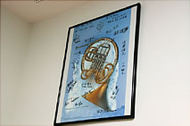 2005�N4��30���ɓ����E���ōs�Ȃ�ꂽAHOC�́u��1��I�[�i�[�Y�~�[�e�B���O�v�Ƀt�B���b�v�В������Q���A�Q���ґS���̃T�C����������Ă����|�X�^�[���e�X�e�B���O���[���ɂ����Ə����Ă�����