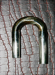 �l�[������́A�����̎�ō�����`���[�j���O�X���C�h�B���E�Ɉ�̕󕨂�