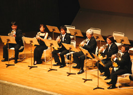 �u���������́i�p�b�T�E�e���|�j�v��6�l�����ŉ��t