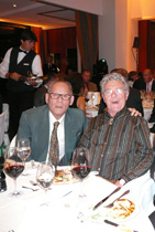 �w���}���E�o�E�}�����ƃl���y��g�c��