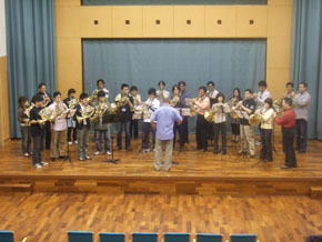 �F�ŃR���j�b�V�������t��