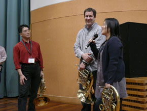 ���t��A���A������h�[������ƒʖ�̓�������B