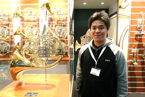 ������z����I�I