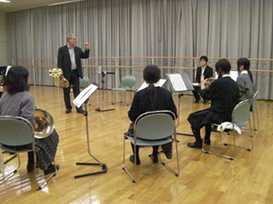 ������w��2�̕������Z�̐��k�������A�}�b�N�E�B���A���ɃN���j�b�N���󂯂��B�����ŏ�B�ł����{�I�ȗ��K���@�������Ă��ꂽ