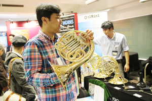 ���}�n�̃j���[���f���AYHR-869�͒��ړx���Q�I�@���t��]�����₽�Ȃ�����