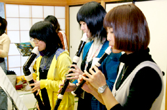 �Ȃɂ���Ă̓��R�[�_�[������