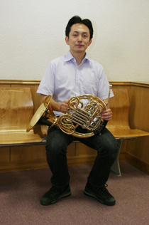 ����r����