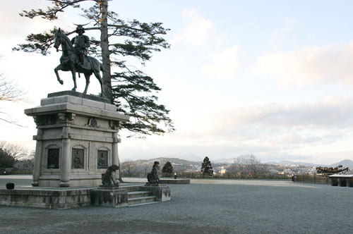 ���E�t���