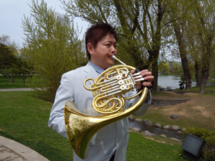 �������N