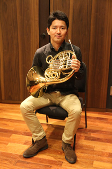 �a���L��